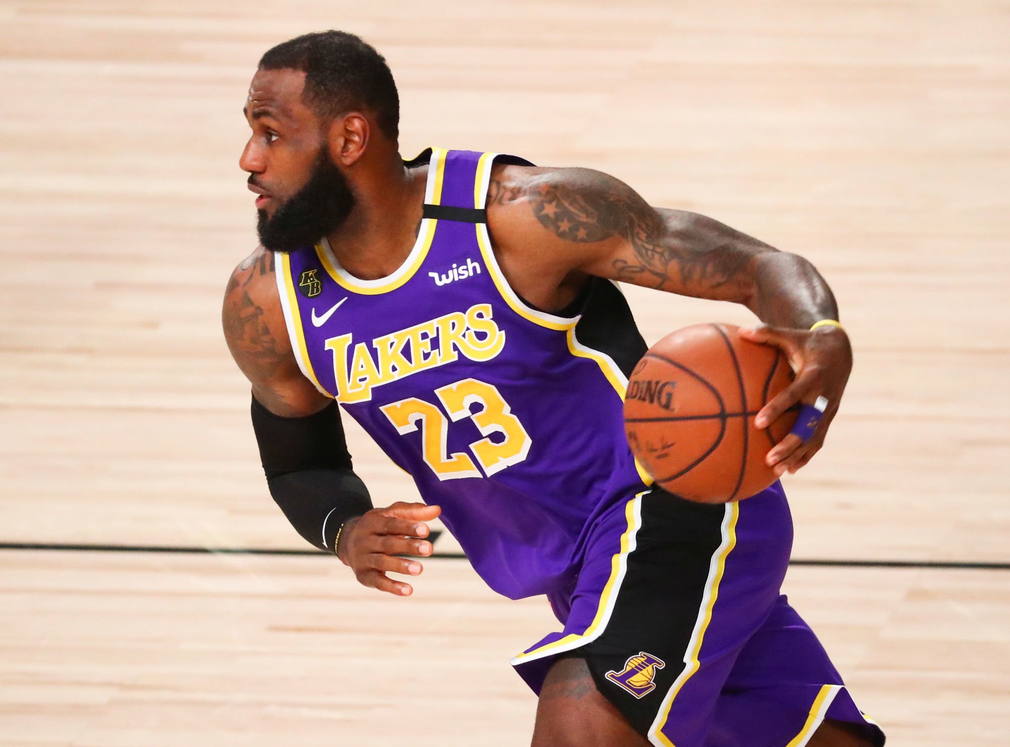 Los Angeles Lakers - LeBron James