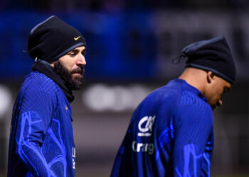 Kylian MBAPPE et Karim BENZEMA (Photo by Baptiste Fernandez/Icon Sport)