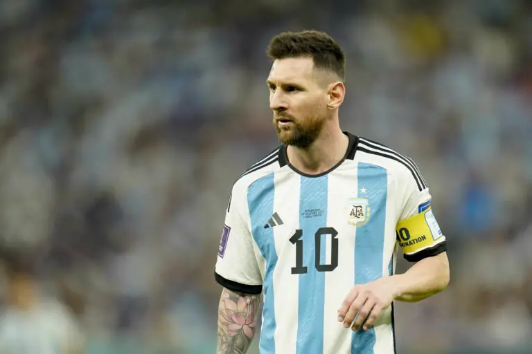 Argentine : Messi cartonne l’arbitrage