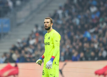 Pau Lopez
(Photo by Johnny Fidelin/Icon Sport)