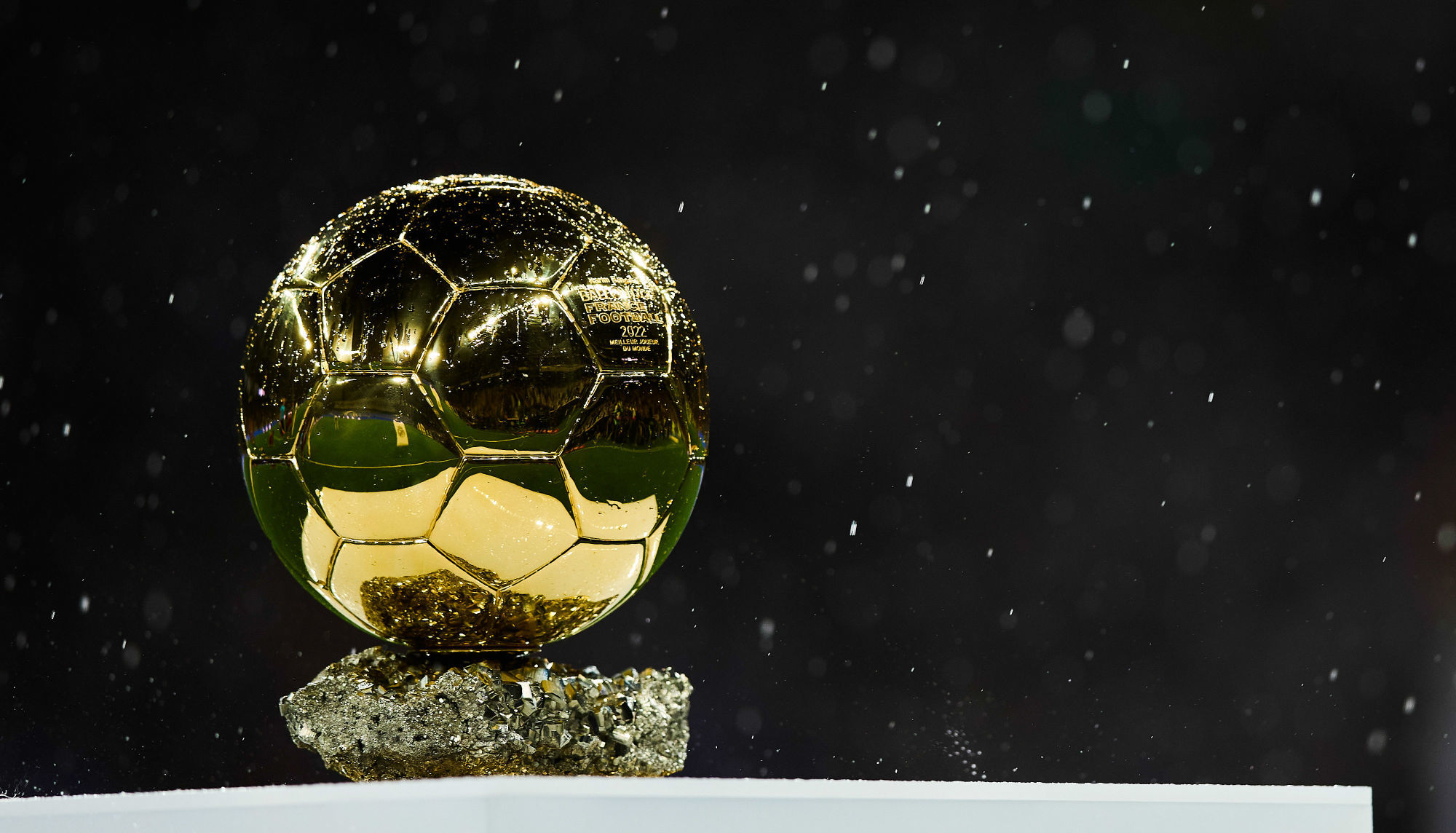 Foot: le Ballon d'Or décerné avant la Coupe du Monde