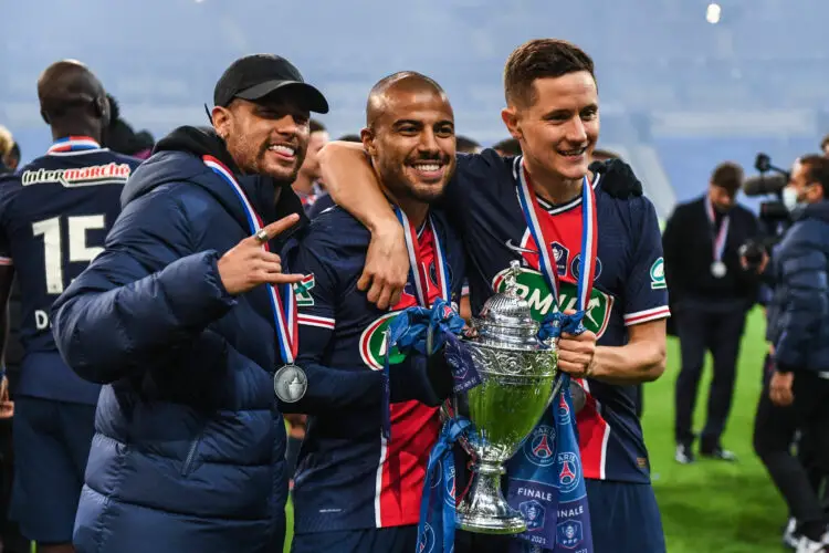 Neymar Jr, Rafinha et Ander Herrera - PSG - Photo by Anthony Dibon/Icon Sport.