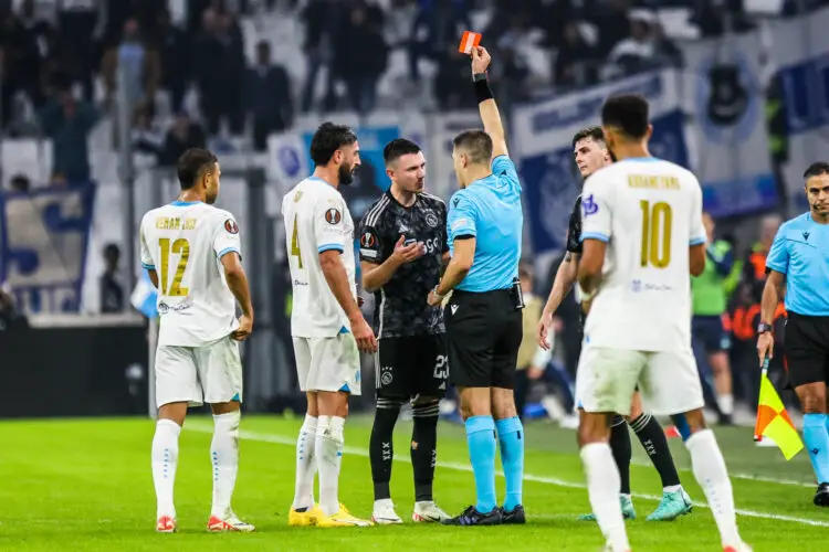 Simone SOZZA, l'arbitre. Icon Sport