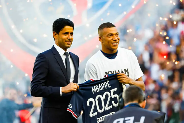 Kylian Mbappé, Nasser Al-Khelaifi - Photo by Icon Sport