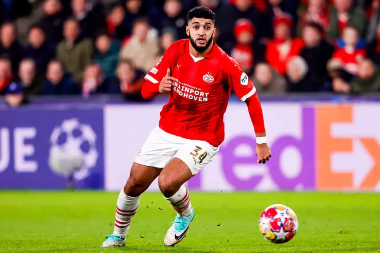 Ismail Saibari prolonge avec le PSV jusqu'en 2029. Foto von Nesimages/MichaelBulder/DeFodi Images) Eindhoven, Netherlands, 20.02.2024: Ismael Saibari (PSV) controls the ball during the UEFA Champions League 2023/24 match between PSV Eindhoven vs Borussia Dortmund at the Philips stadium on February 20, 2024 in Eindhoven, Netherlands. (Photo by Nesimages/Michael Bulder/DeFodi Images) - Photo by Icon Sport   - Photo by Icon Sport