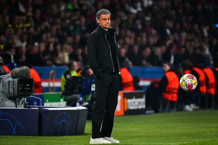 Paris Saint-Germain’s head coach Luis Enrique looks on during the UEFA Champions League semi-final football match between Paris Saint-Germain and Borussia Dortmund at the Parc des Princes stadium in Paris on May 7, 2024. Photo by Firas Abdullah/ABACAPRESS.COM   - Photo by Icon Sport