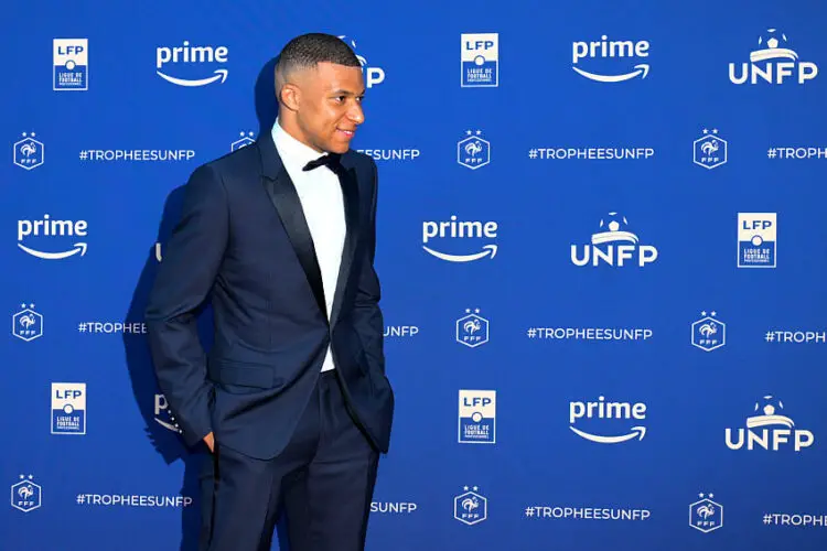 07 Kylian MBAPPE (psg) during the 32nd edition of the UNFP awards ceremony at Pavillon d'Armenonville on May 13, 2024 in Paris, France.(Photo by Christophe Saidi/FEP/Icon Sport)   - Photo by Icon Sport