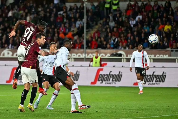 Duvan Zapata lors de Torino / AC Milan - Photo by Icon Sport