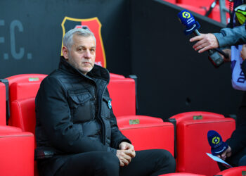Bruno GENESIO (Entraineur Rennes SRFC) during the Ligue 1 match between Stade Rennais Football Club and Olympique Lyonnais at Roazhon Park on November 12, 2023 in Rennes, France. (Photo by Christophe Saidi/FEP/Icon Sport)   - Photo by Icon Sport