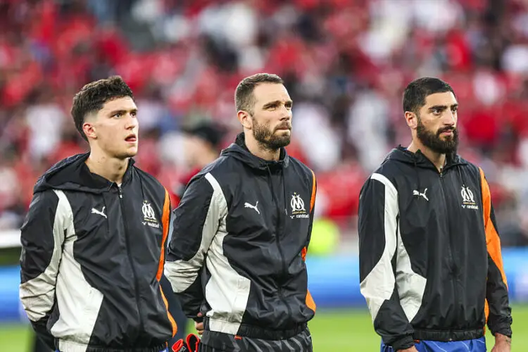 Leonardo Balerdi, Pau Lopez et Samuel Gigot
(Photo by Icon Sport)