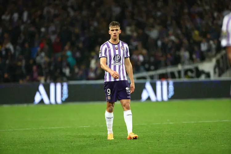 Thijs DALLINGA of Toulouse FC during the Ligue 1 Uber Eats match between Toulouse and Brest at Stadium Municipal on May 19, 2024 in Toulouse, France.(Photo by Romain Perrocheau/FEP/Icon Sport)   - Photo by Icon Sport