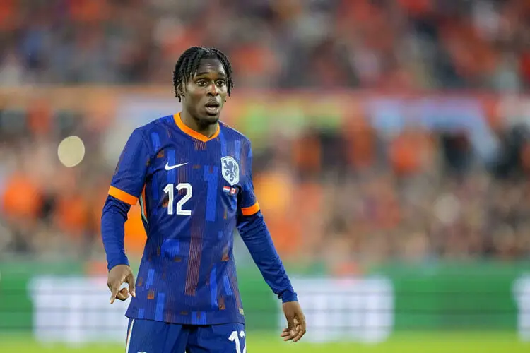 Jeremie Frimpong (Netherlands) Schaut waehrend des Freundschaftsspiels zwischen Niederlande und Kanada im De Kuip am 06. June 2024 in Rotterdam, Niederlande. (Foto von Alex Gottschalk/DeFodi Images)       Jeremie Frimpong (Netherlands) looks on during the International Friendly match between Netherlands vs Canada at De Kuip on June 6, 2024 in Rotterdam, Netherlands. (Photo by Alex Gottschalk/DeFodi Images)   - Photo by Icon Sport