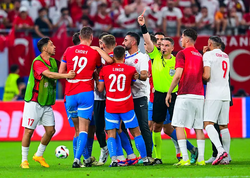 Euro 2024 : record battu pendant République Tchèque - Turquie