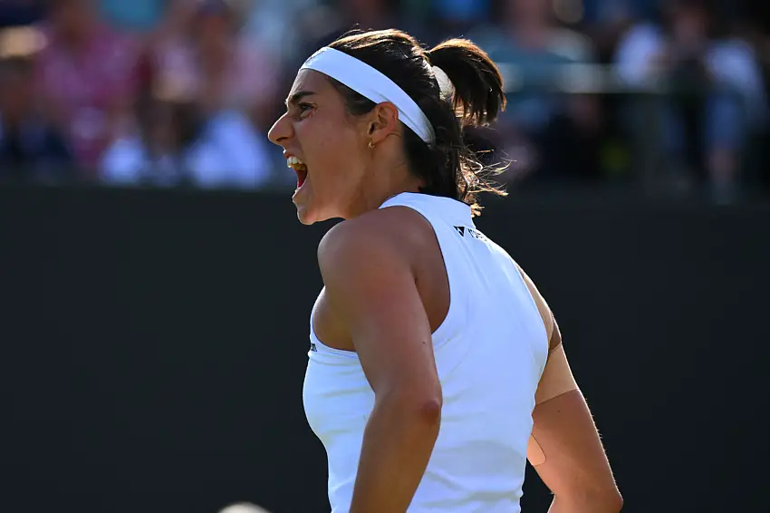 Wimbledon : Caroline Garcia domine Blinkova et file au deuxième tour