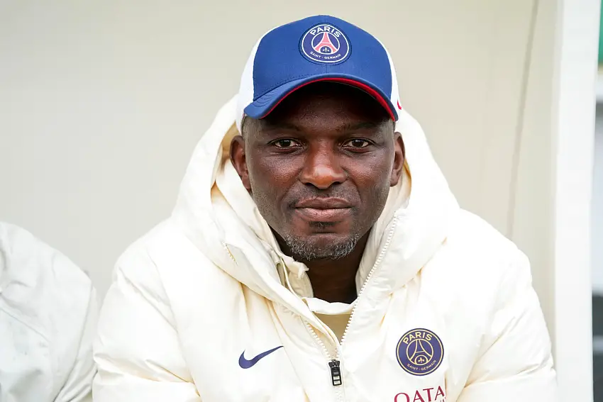 PSG : après 17 années, Zoumana Camara quitte le club (off.)