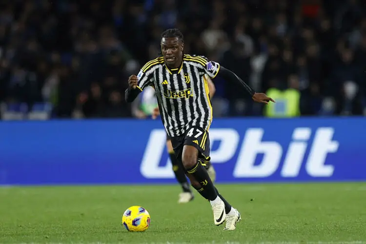 Joseph Nonge Boende (Juventus FC) in aktion, am Ball, Einzelaktion waehrend des Spiels der Serie A TIM zwischen SSC Napoli vs Juventus FC, Diego Armando Maradona Stadion am 03. March 2024 in Naples, Italien. (Foto von Matteo Ciambelli / DeFodi Images)  Joseph Nonge Boende (Juventus FC) controls the ball during the Serie A TIM match between SSC Napoli vs Juventus FC at Diego Armando Maradona Stadium on March 3, 2024 in Naples, Italy. (Photo by Matteo Ciambelli / DeFodi Images)   - Photo by Icon Sport