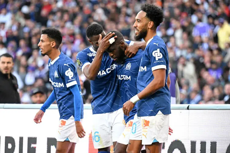 Jean Onana, Pierre-Emerick Aubameyang, Ounahi avec l'OM à Toulouse - Photo by Icon Sport