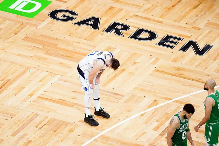Jun 17, 2024; Boston, Massachusetts, USA; Dallas Mavericks guard Luka Doncic (77) reacts in the fourth quarter against the Boston Celtics during game five of the 2024 NBA Finals at TD Garden. Mandatory Credit: David Butler II-USA TODAY Sports/Sipa USA   - Photo by Icon Sport