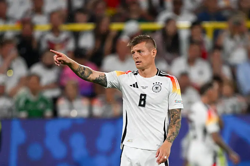 La carrière de Toni Kroos en jeu à l'Euro 2024 : Espagne - Allemagne à suivre en direct