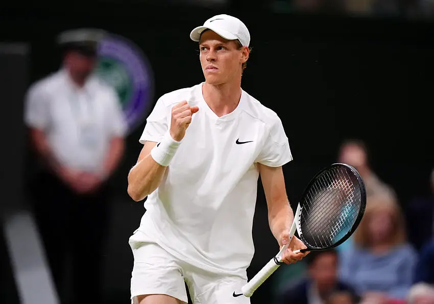 Wimbledon : Sinner et Medvedev rejoignent Alcaraz en quarts