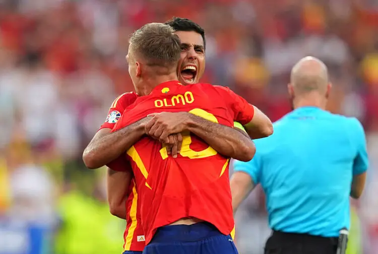 Dani Olmo et Rodrigo Hernandez
(Photo by Icon Sport)