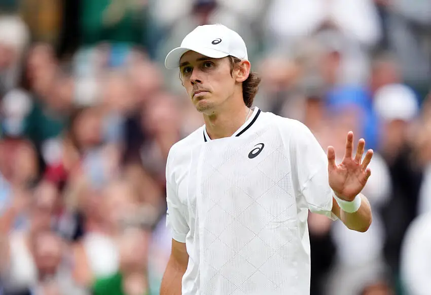 Wimbledon : Alex de Minaur déclare forfait, Djokovic qualifié en demi-finale