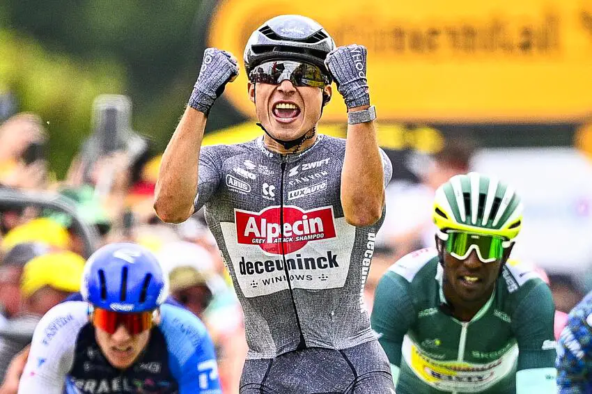Tour de France : Philipsen arrache la 13e étape au sprint !