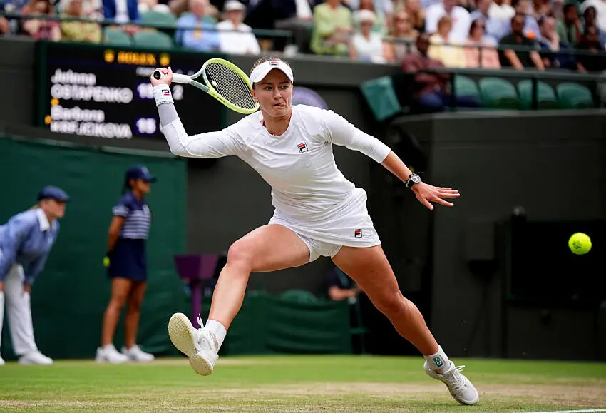 Wimbledon : Krejcikova rejoint Rybakina en demi-finale