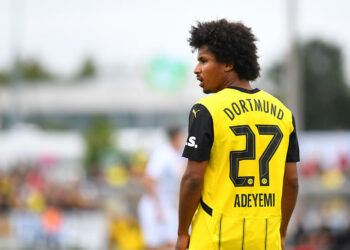 Holzwickede, Deutschland,12.07.24: Karim Adeyemi (Borussia Dortmund) schaut waehrend des DEW21 Traumspiels zwischen Borussia Dortmund und der DEW21-Amateurauswahl im Montanhydraulik Stadion am 12. Juli 2024 in Holzwickede. (Foto von Ralf Treese/DeFodi Images)  Holzwickede, Germany - 12.07.24: Karim Adeyemi (Borussia Dortmund) looks on during the test match between Borussia Dortmund and DEW21 amateur selection at Montanhydraulik Stadion on July 12. 2024 in Holzwickede. (Photo by Ralf Treese/DeFodi Images)   - Photo by Icon Sport