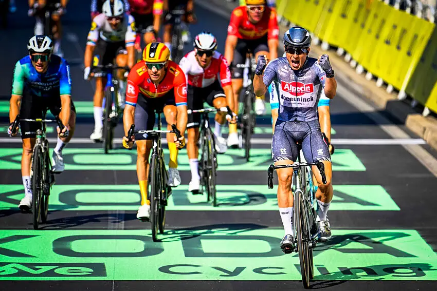Tour de France 2024 : Jasper Philipsen s’offre la 16e étape et signe la passe de trois ! Le classement complet