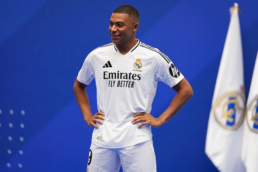 Real Madrid : Kylian Mbappé se fait plaisir en boîte de nuit à Miami