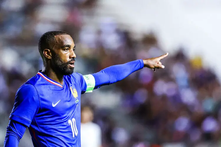 Alexandre Lacazette avec l'Équipe de France olympique  - Photo by Icon Sport