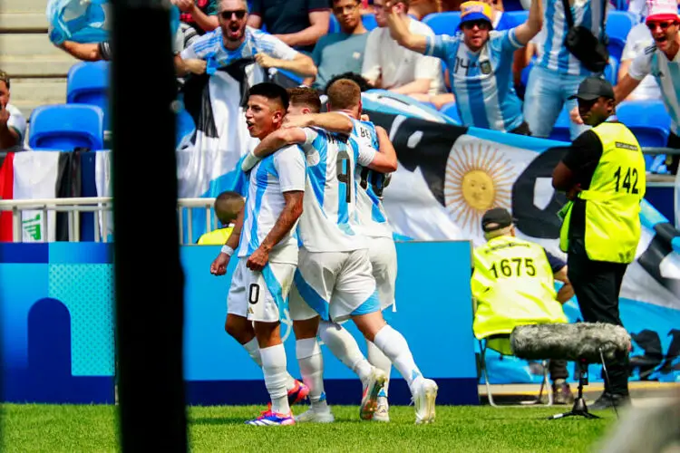 Thiago Almada avec l'Argentine à Lyon  - Photo by Icon Sport