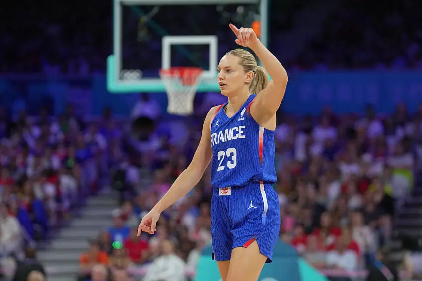 JO 2024 – Basket (F) : Les Françaises mettent une gifle aux Canadiennes