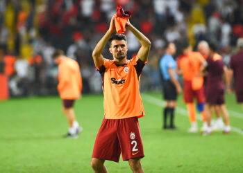 Leo Dubois of Galatasaray during the Turkish Super league football match between Gaziantep FK and Gaatasaray at Kalyon Stadium in Gaziantep , Turkey on September 02 , 2023. ( Photo by Seskimphoto ) - Photo by Icon sport   - Photo by Icon Sport