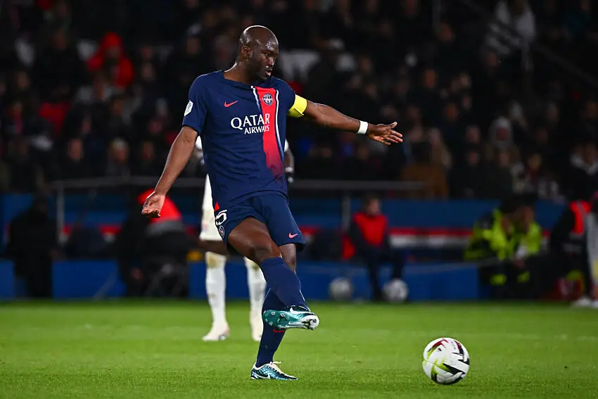 Paris Saint-Germain: Danilo Pereira will not return to Porto