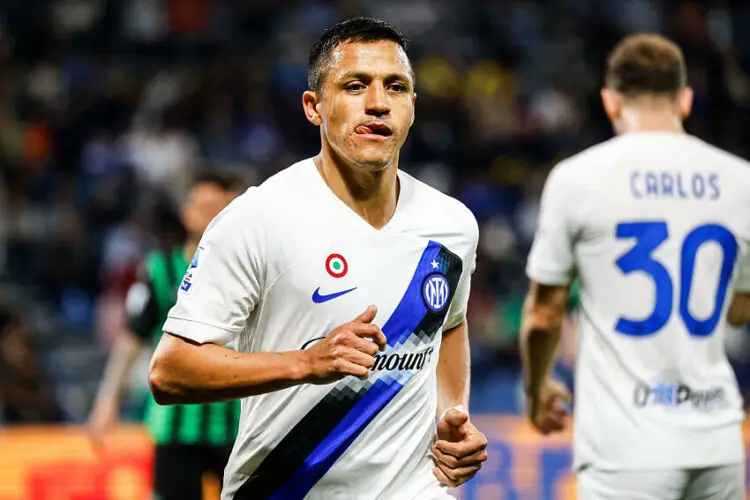 Alexis Sanchez avec le maillot de l'Inter Milan /Photo by Luca Diliberto/LiveMedia)