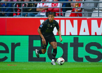 Désiré Doué avec le maillot de Rennes (Photo by Baptiste Fernandez/Icon Sport)