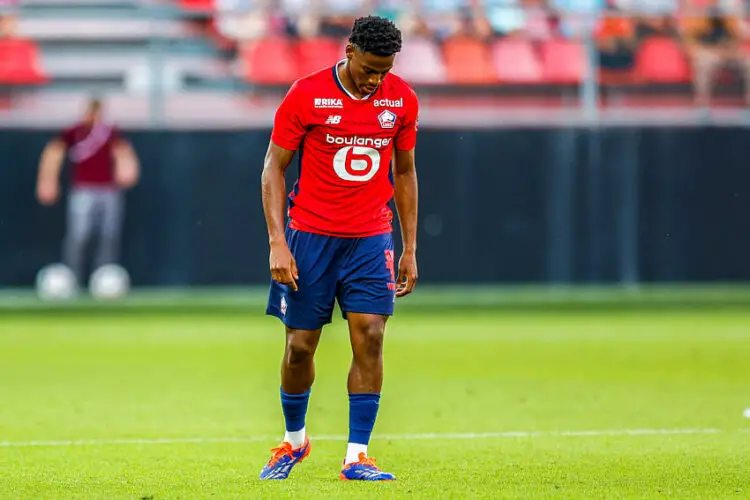 Jonathan David avec le maillot de Lille  (Photo by Loic Baratoux /Icon Sport)