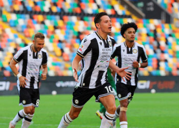 Florian Thauvin avec le maillot de l'Udinese (Andrea Bressanutti/LaPresse)   - Photo by Icon Sport