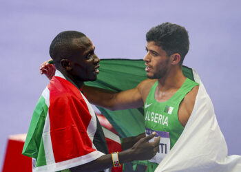 Winner Emmanuel Wanyonyi (Kenya) et Djamel Sedjati (Algérie) (Photo by Henk Jan Dijks/Marcel ter Bals/DeFodi Images / Icon Sport)