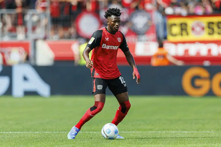 Edmond Tapsoba avec le maillot du Bayer Leverkusen  - Photo by Icon Sport