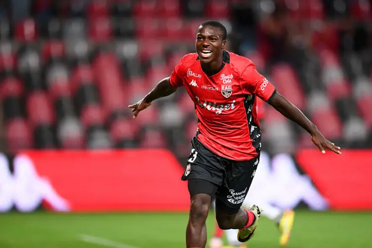 Taylor LUVAMBO - Guingamp (Photo by Philippe Lecoeur/FEP/Icon Sport)