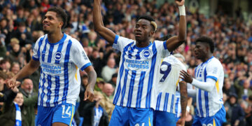 Brighton and Hove, England, 24th August 2024. Brighton's Joao Pedro celebrates after scoring to make it 2-1 during the Premier League match at the AMEX Stadium, Brighton and Hove. Picture credit should read: Paul Terry / Sportimage   - Photo by Icon Sport