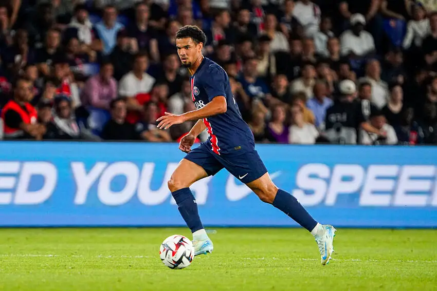 Mbappé, Verratti, Rai, Warren-Zaïre Emery dévoile sion onze historique du Paris Saint-Germain thumbnail