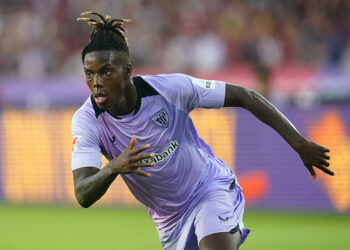 Nico Williams avec le maillot de Bilbao (Photo by Sergio Ruiz / Pressinphoto / Icon Sport)