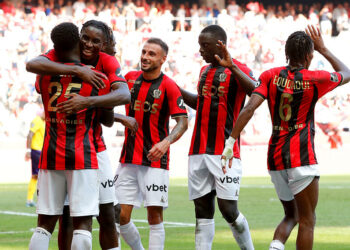 L'OGC Nice et Moïse Bombito - Photo by Icon Sport