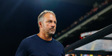 Coach Hansi Flick (FC Barcelona) seen during the LaLiga EA SPORTS game between teams of Rayo Vallecano and FC Barcelona at Estadio de Vallecas. Rayo Vallecano vs FC Barcelona, final score 1:2 (Photo by Maciej Rogowski / SOPA Images/Sipa USA)   - Photo by Icon Sport