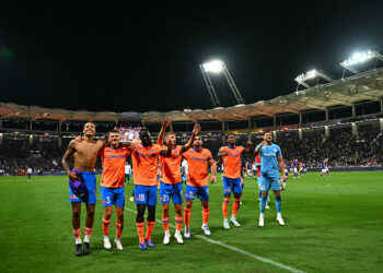 Les Marseillais fêtent leur victoire contre Toulouse (Photo by Anthony Dibon/Icon Sport)