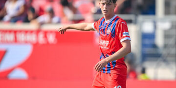 Fußball: Bundesliga, 1. FC Heidenheim - FC Augsburg, 2. Spieltag, Voith-Arena. Heidenheims Paul Wanner gestikuliert.   - Photo by Icon Sport